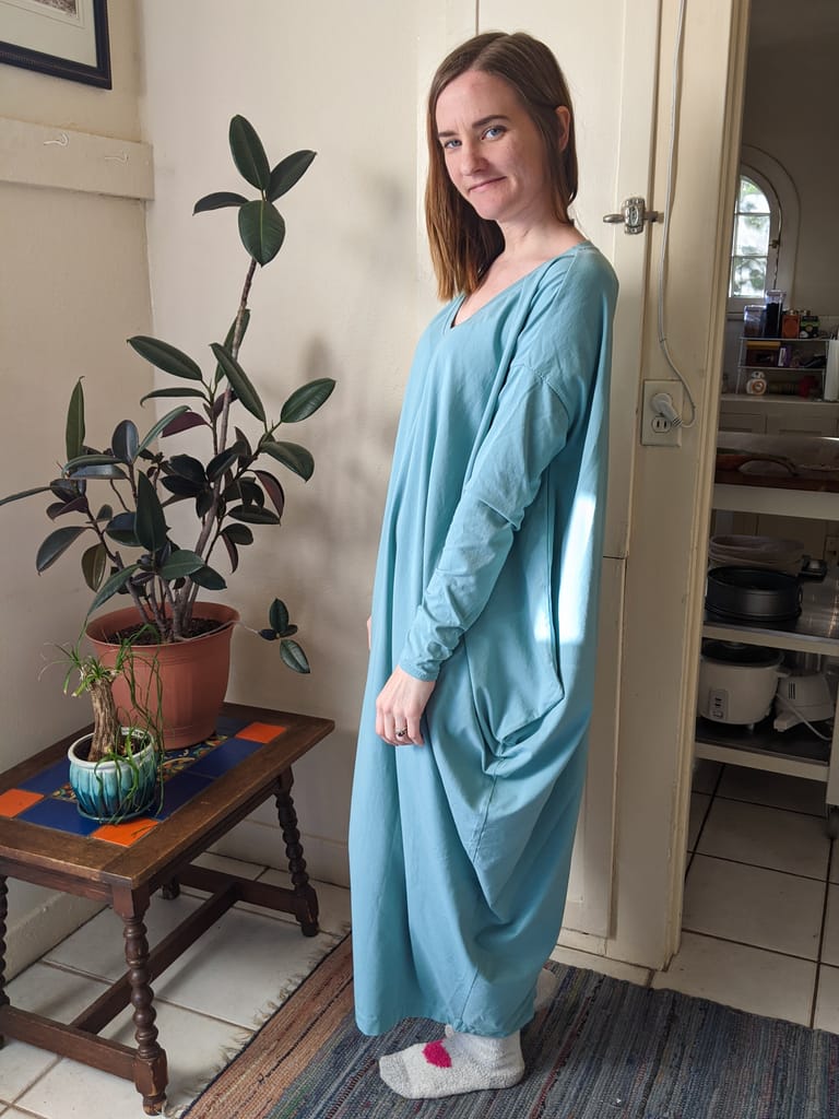 Simplicity 8911, View A, Side View