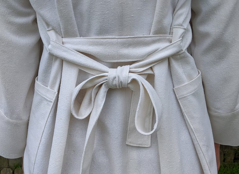 robe bow
